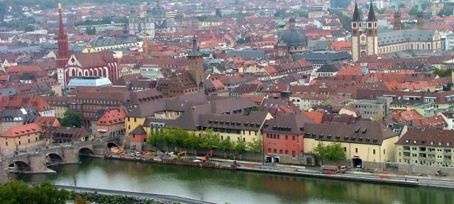 dscf2430 Wurzburg Old Bridge and the city from the fortress